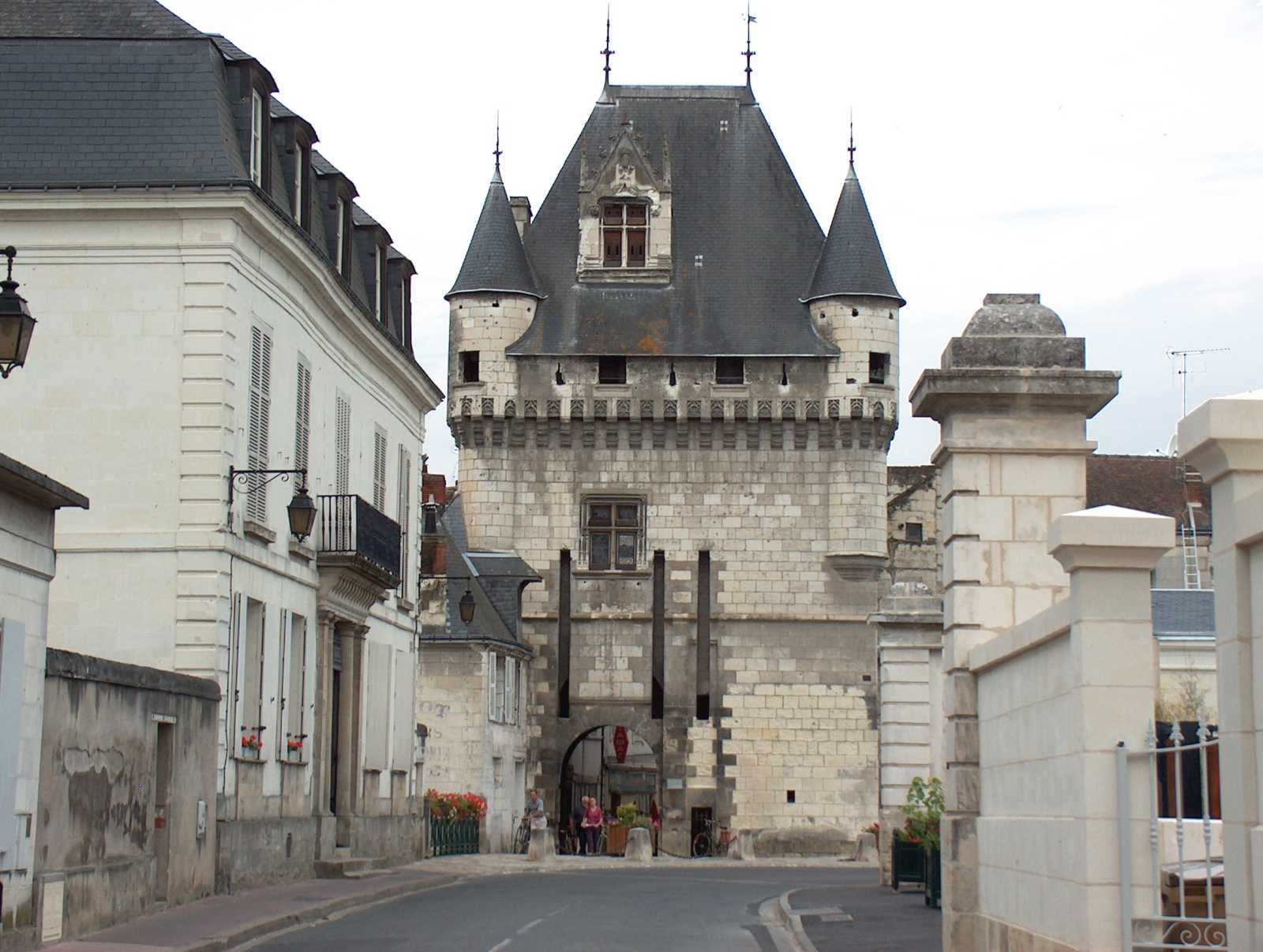 Loches